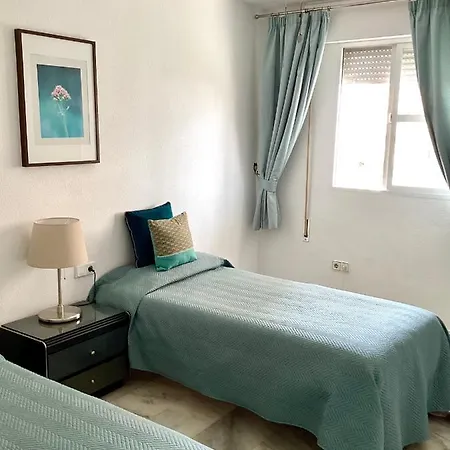 The Castle 2 Bedroom With Amazing Sea Views *